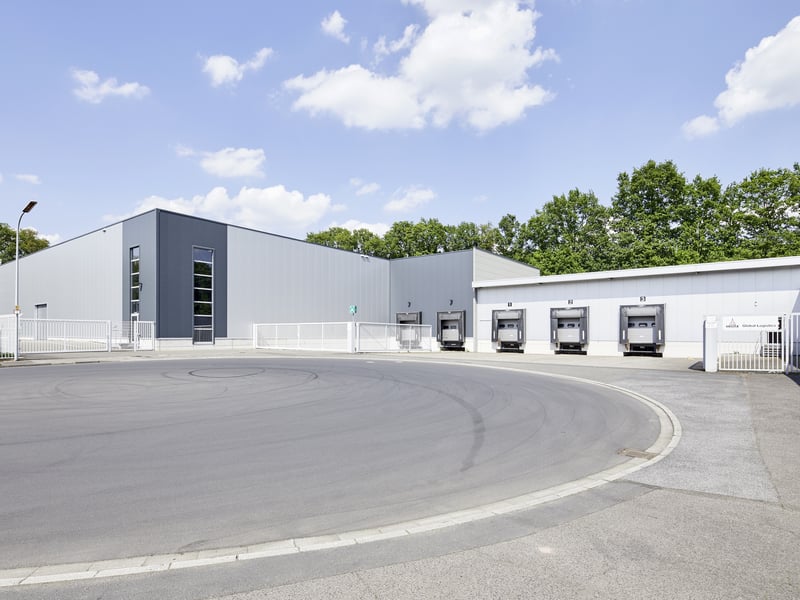 Logistikobjekt Siemensstraße Leverkusen, vermietet an Santos Grills