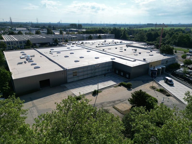 Luftaufnahme des Logistikparks an der Ernst-Heinrich-Geist-Straße in Frechen