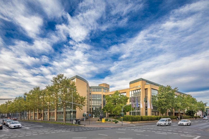 Angermann NRW vermittelt ca. 1.800 m² Bürofläche an Jockel Brandschutztechnik-Service GmbH in Köln-Braunsfeld